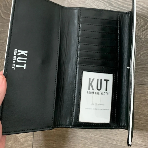 Kut From The Kloth Slim Striped Wallet Black White - Picture 7 of 15